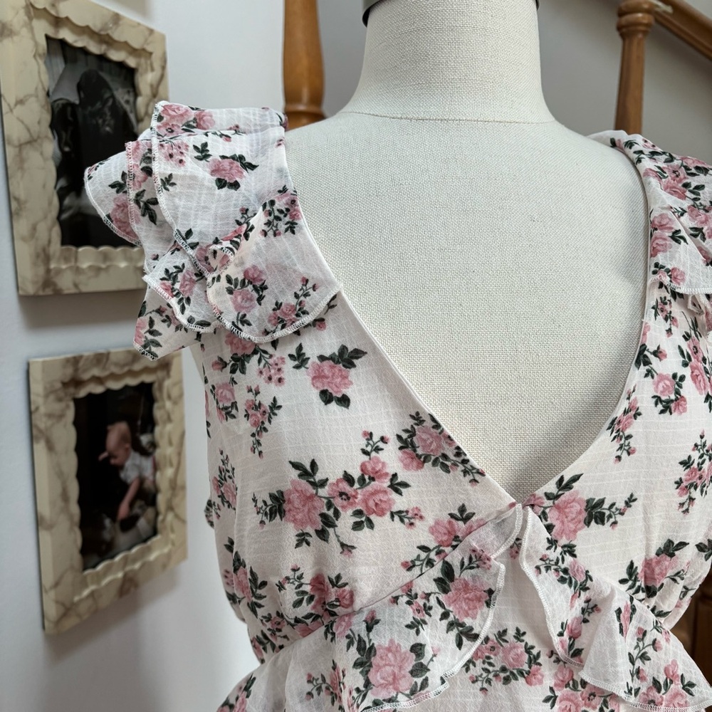 White Bow Back Ruffle Mini Dress with Wild Roses Pattern - Picture 2 of 8
